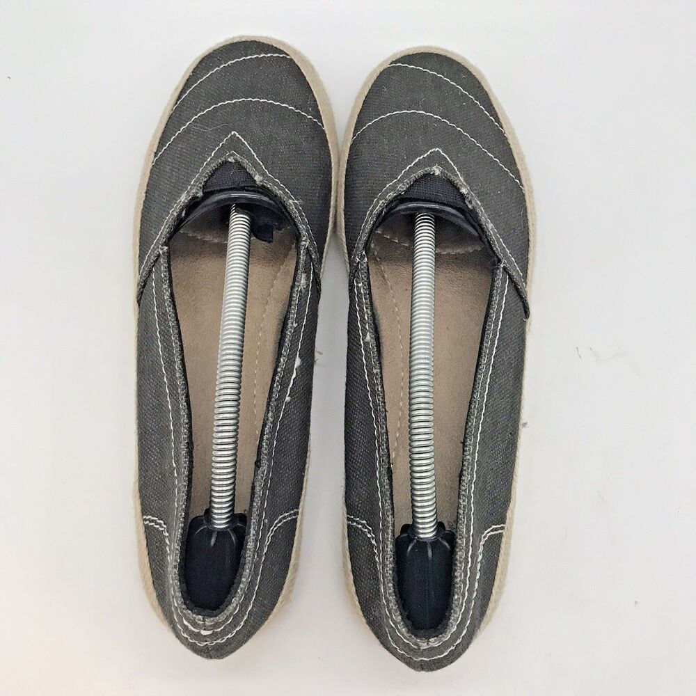 Maui Island Women's 8.5M Gray Canvas Slip On Tiki Shoes Espadrille Comfort Flats - Picture 6 of 10